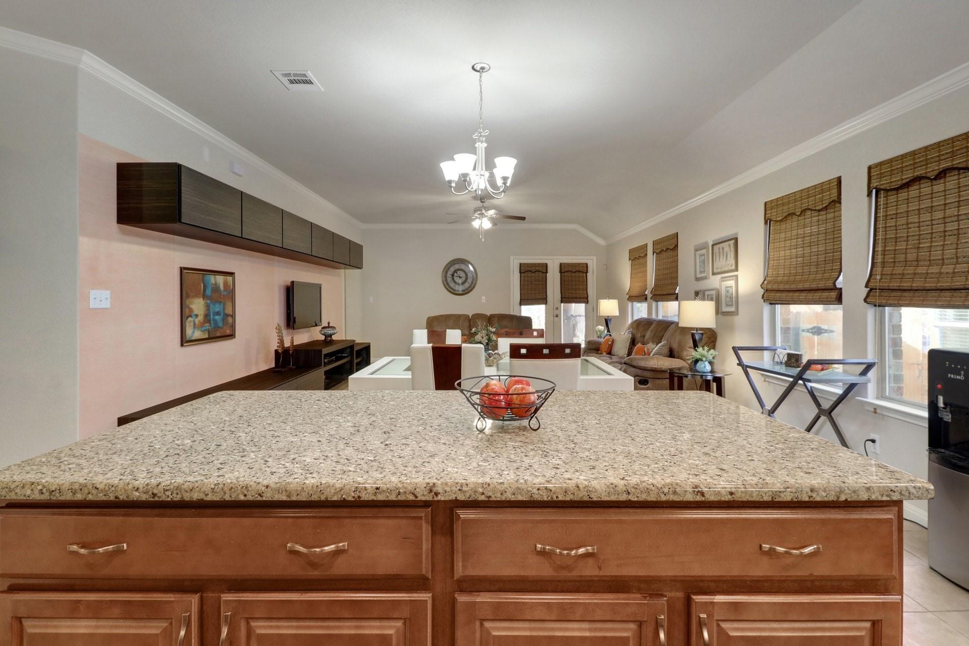 913 Coulee Dr Property Photo 10