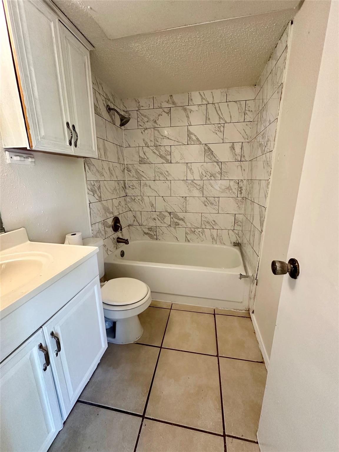 4322 Gillis St #204 Property Photo 19