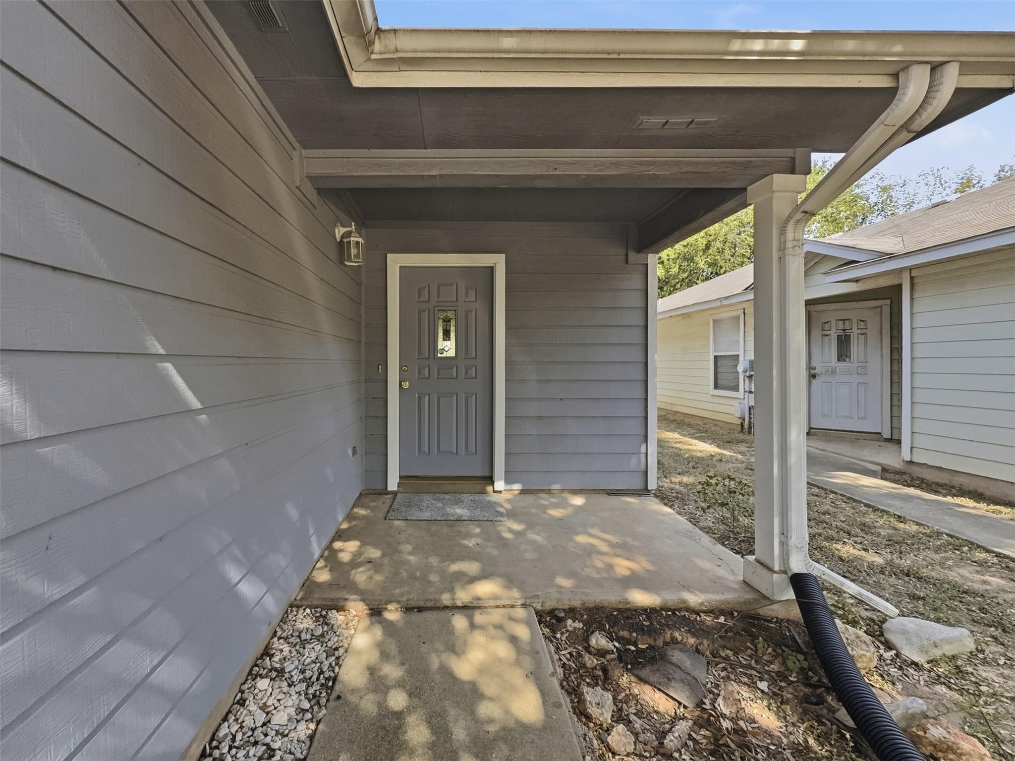 3112 Crownover St Property Photo 3