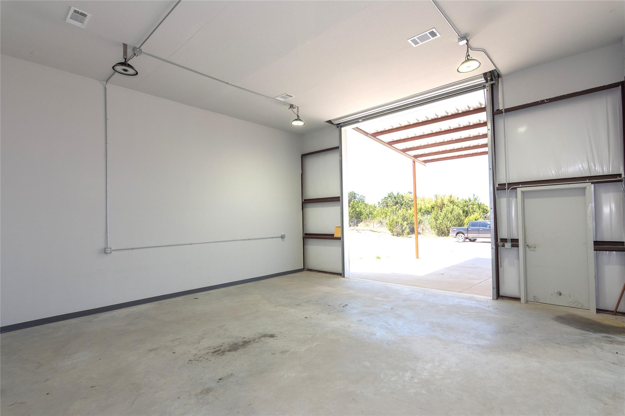 128 Martin Bros Ln Property Photo 17