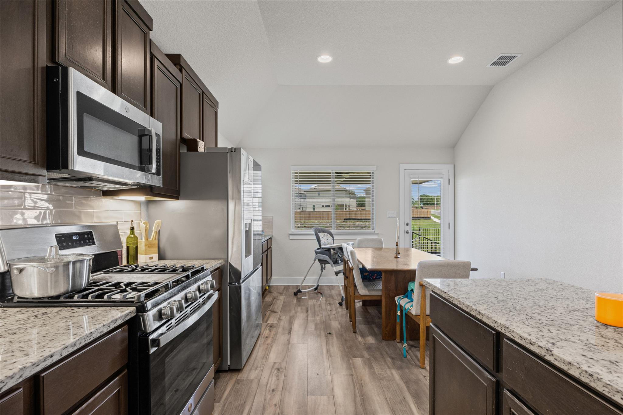 627 Biscayne Bay Bnd Property Photo 8