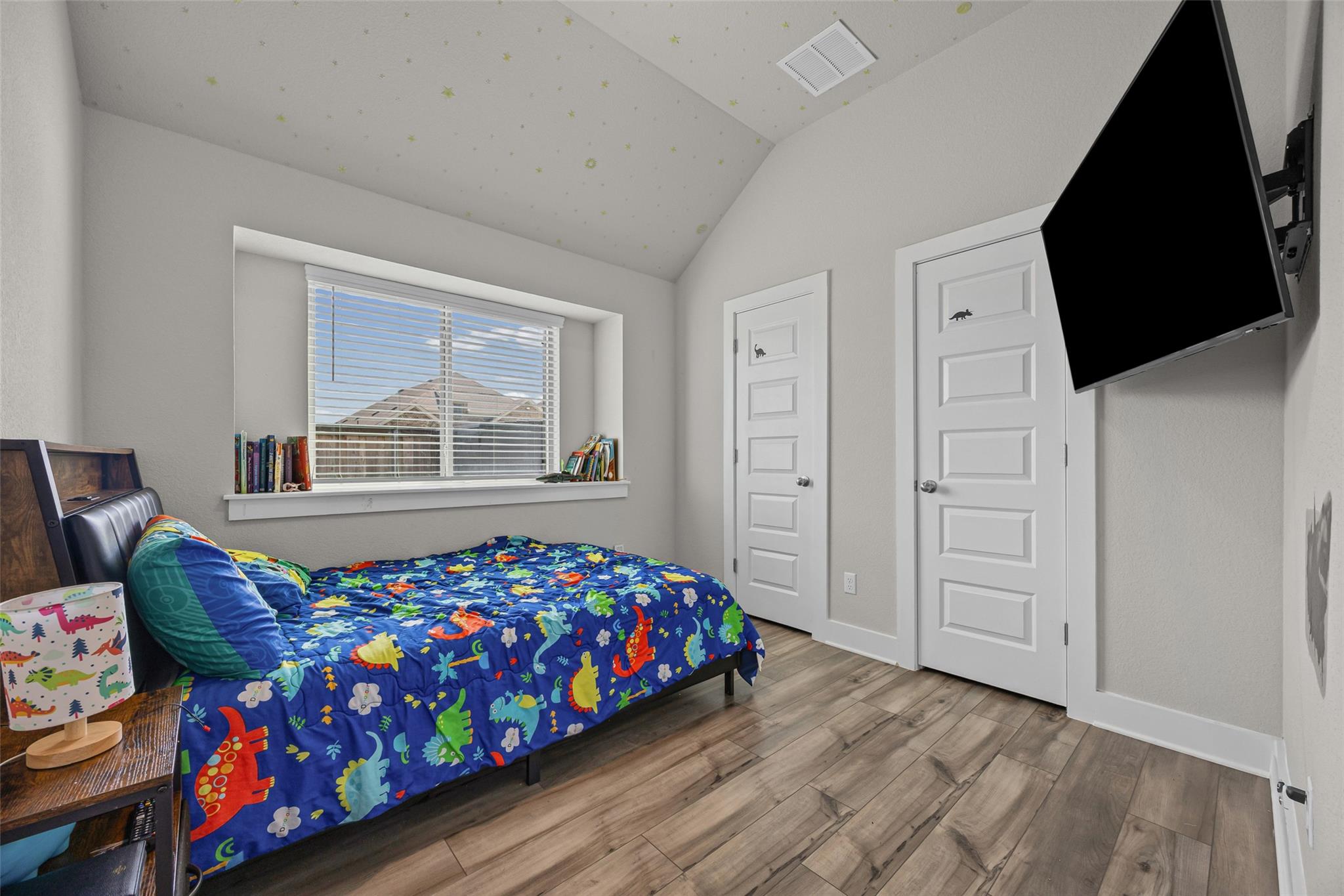 627 Biscayne Bay Bnd Property Photo 14
