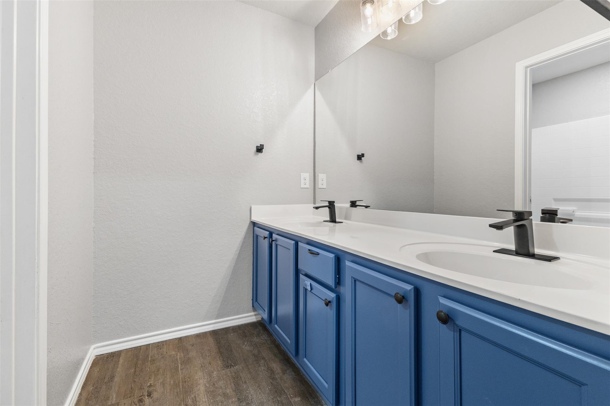 223 Hunters Brk Property Photo 12