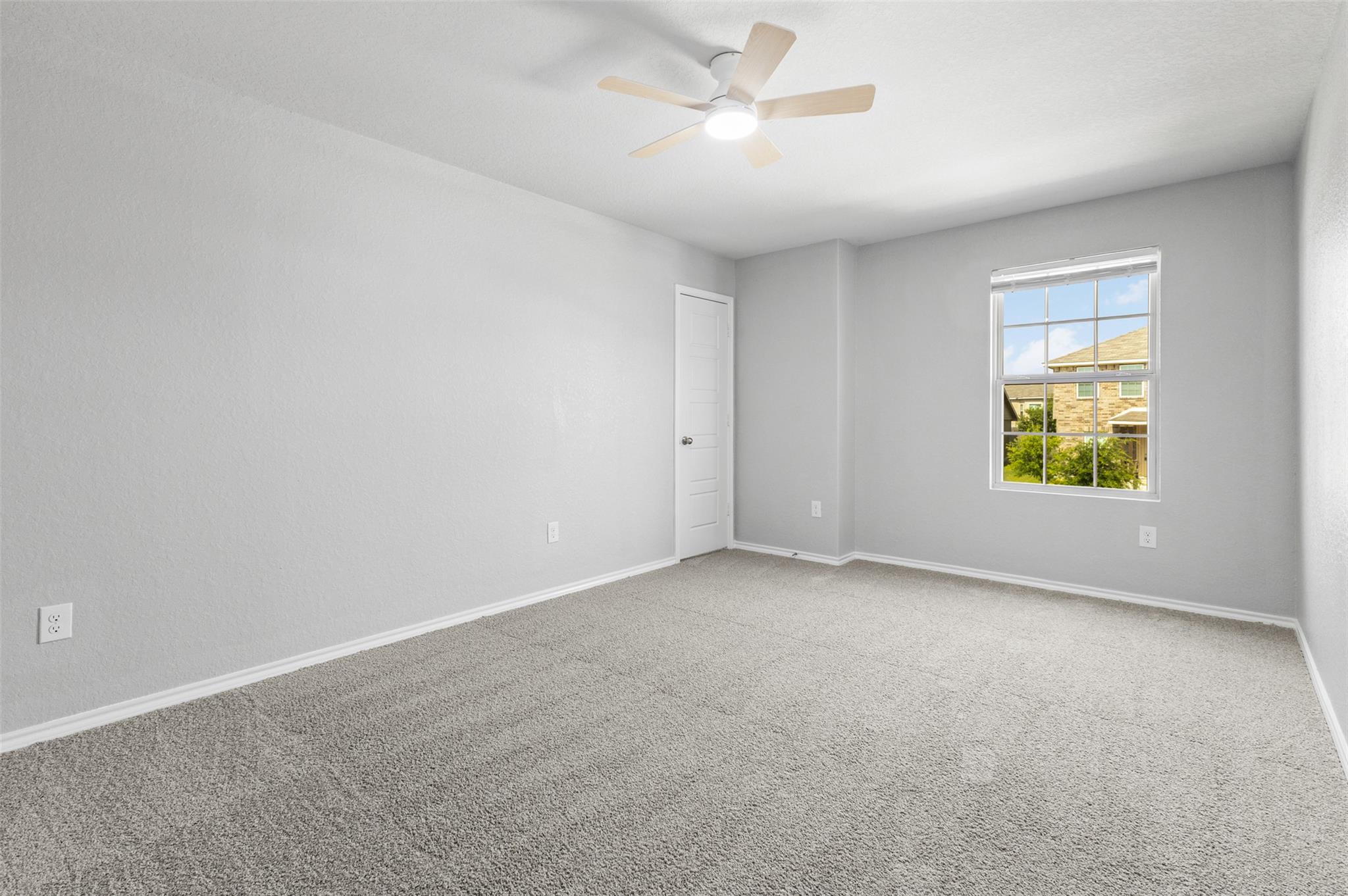 223 Hunters Brk Property Photo 14