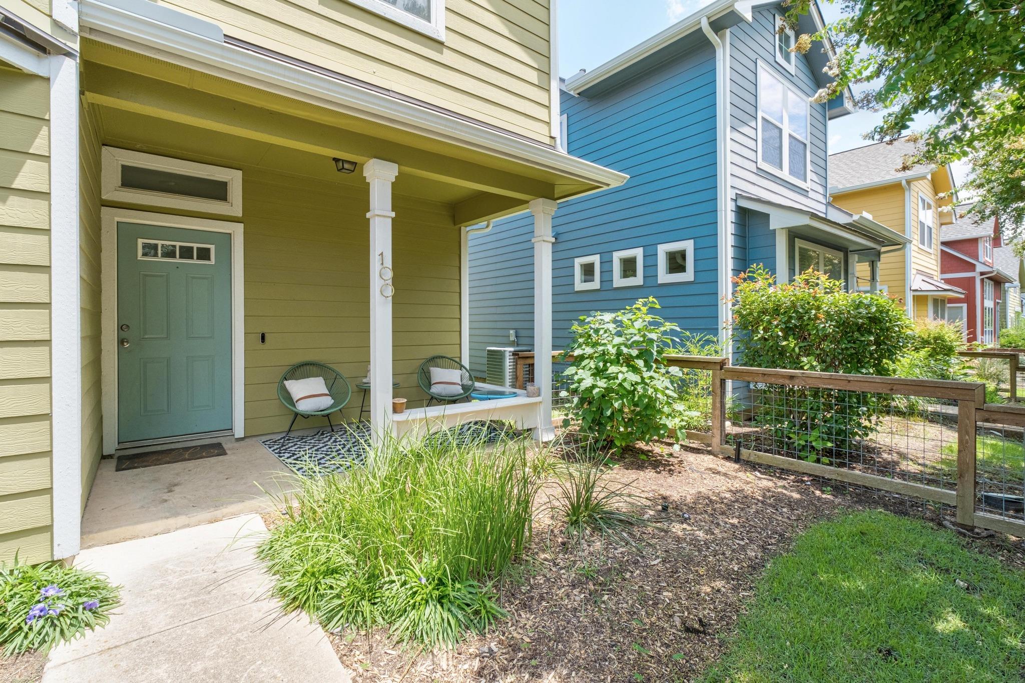 1601 Miriam Ave #100 Property Photo 1