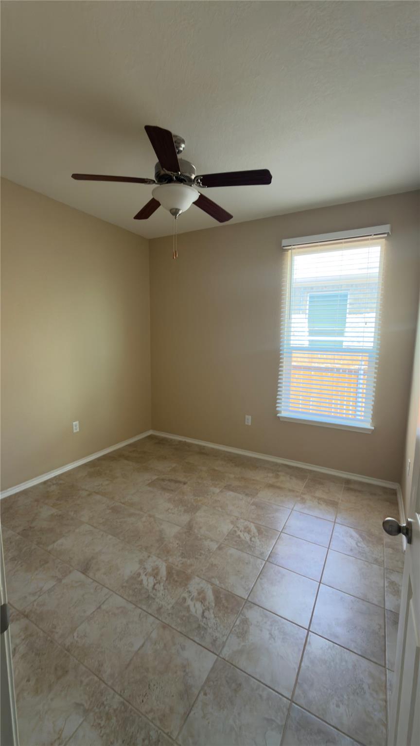 14620 Goshawk Dr Property Photo 9