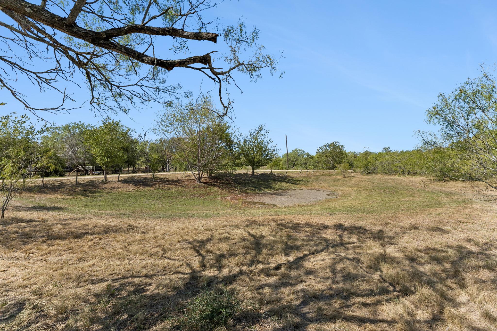 200 Armstrong Rd Property Photo 5