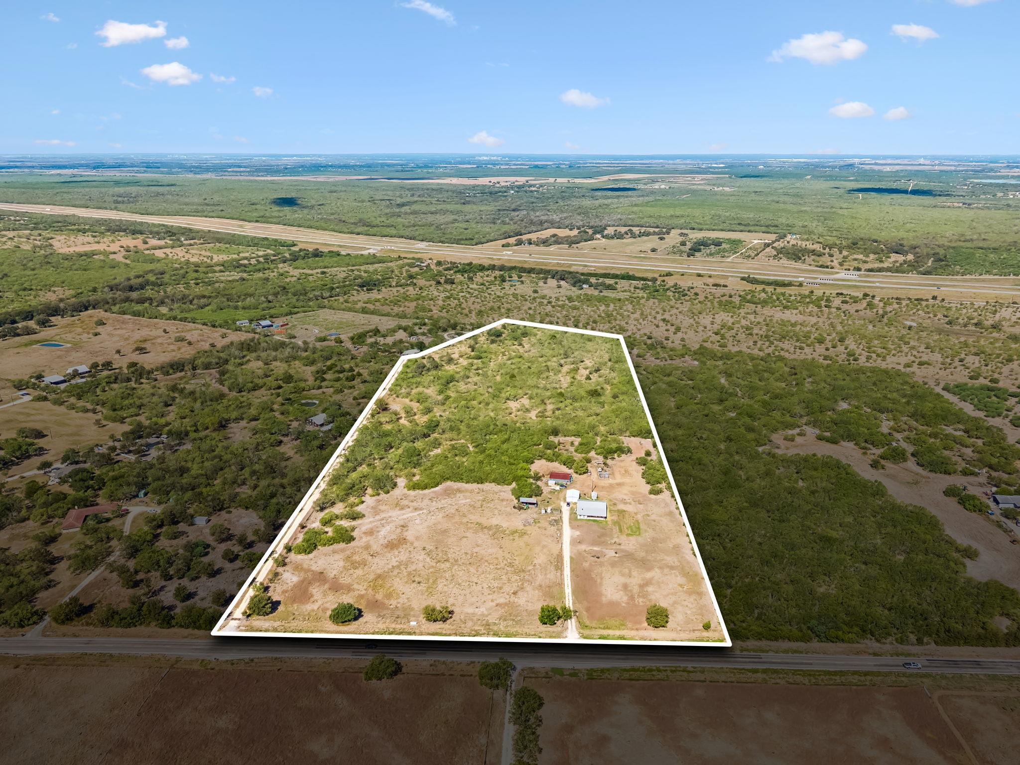 200 Armstrong Rd Property Photo 12
