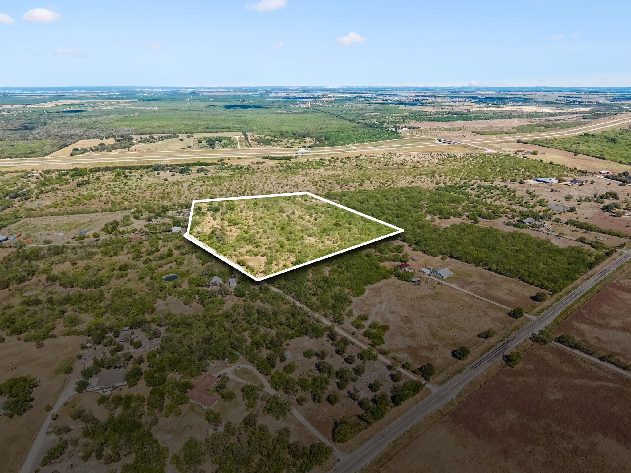 200 Armstrong Rd Property Photo 14