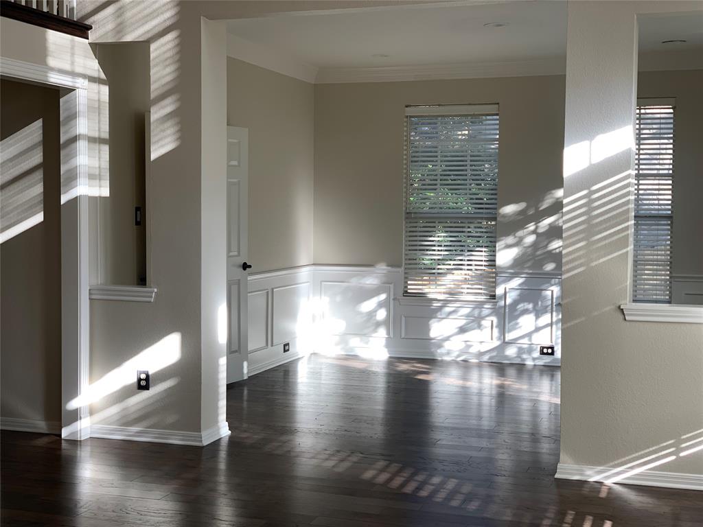 4512 Heights Dr Property Photo 4