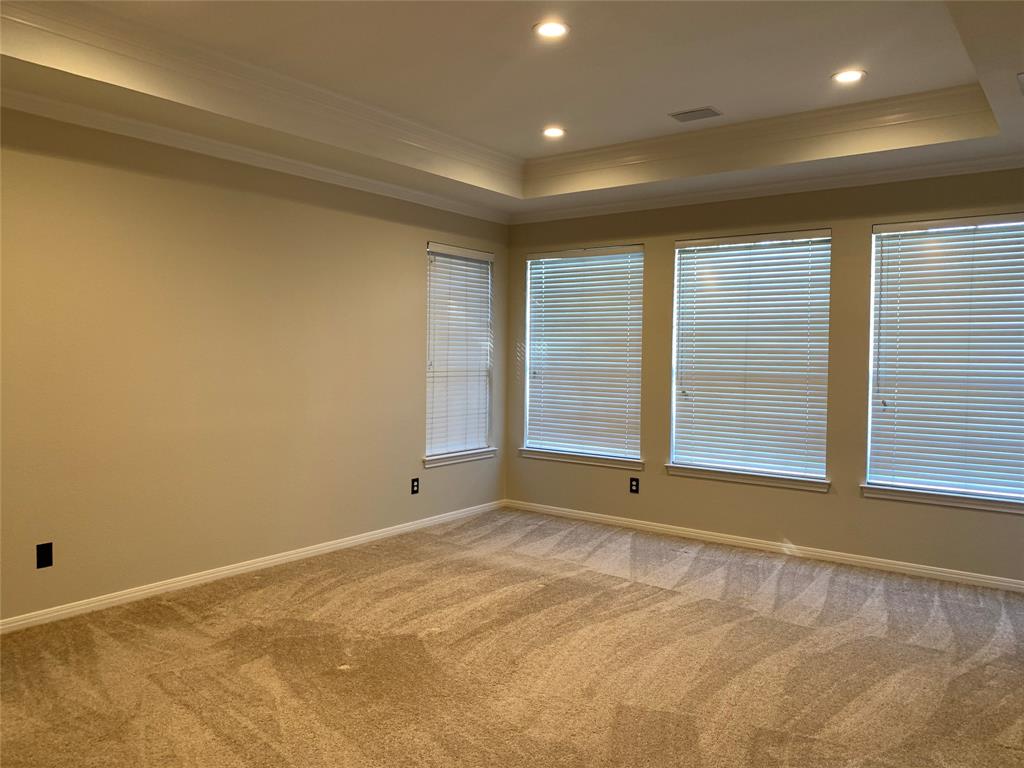 4512 Heights Dr Property Photo 18