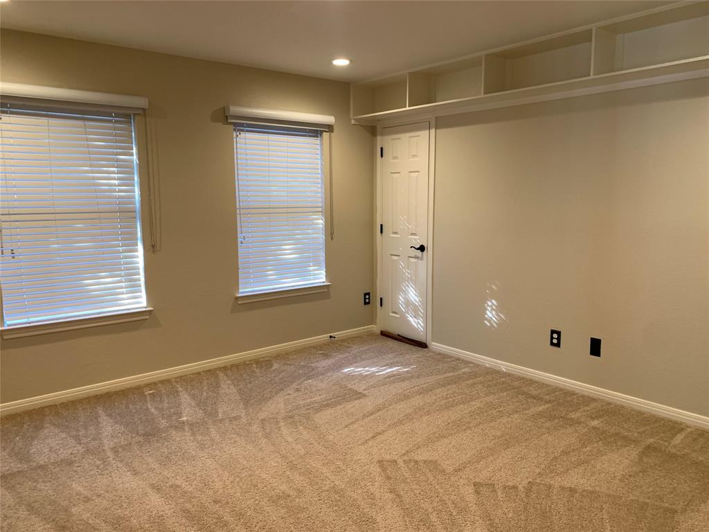 4512 Heights Dr Property Photo 27