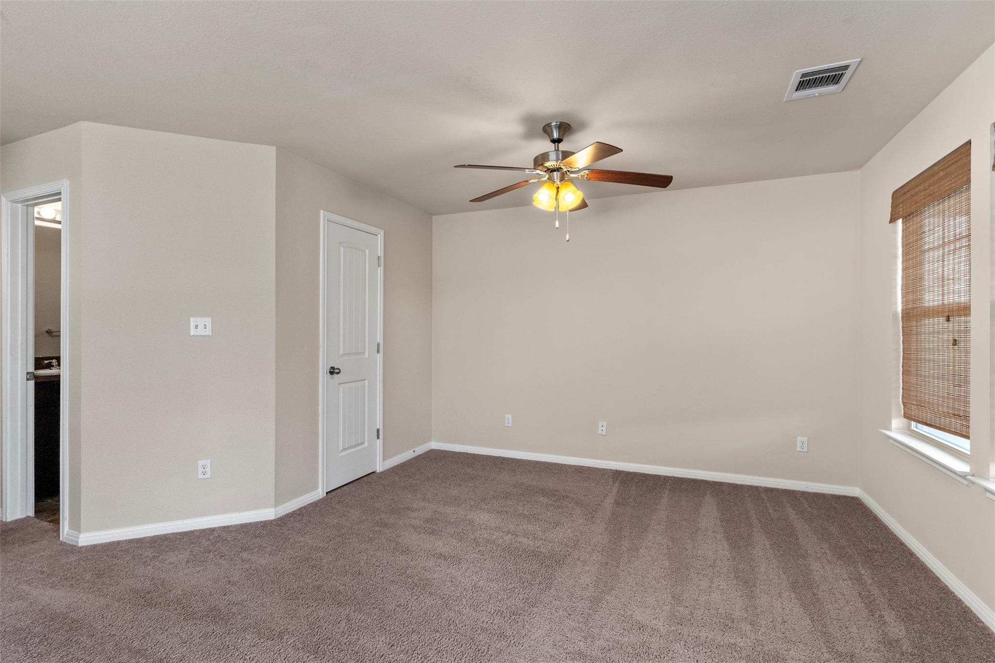 4606 Graceful Ln Property Photo 13