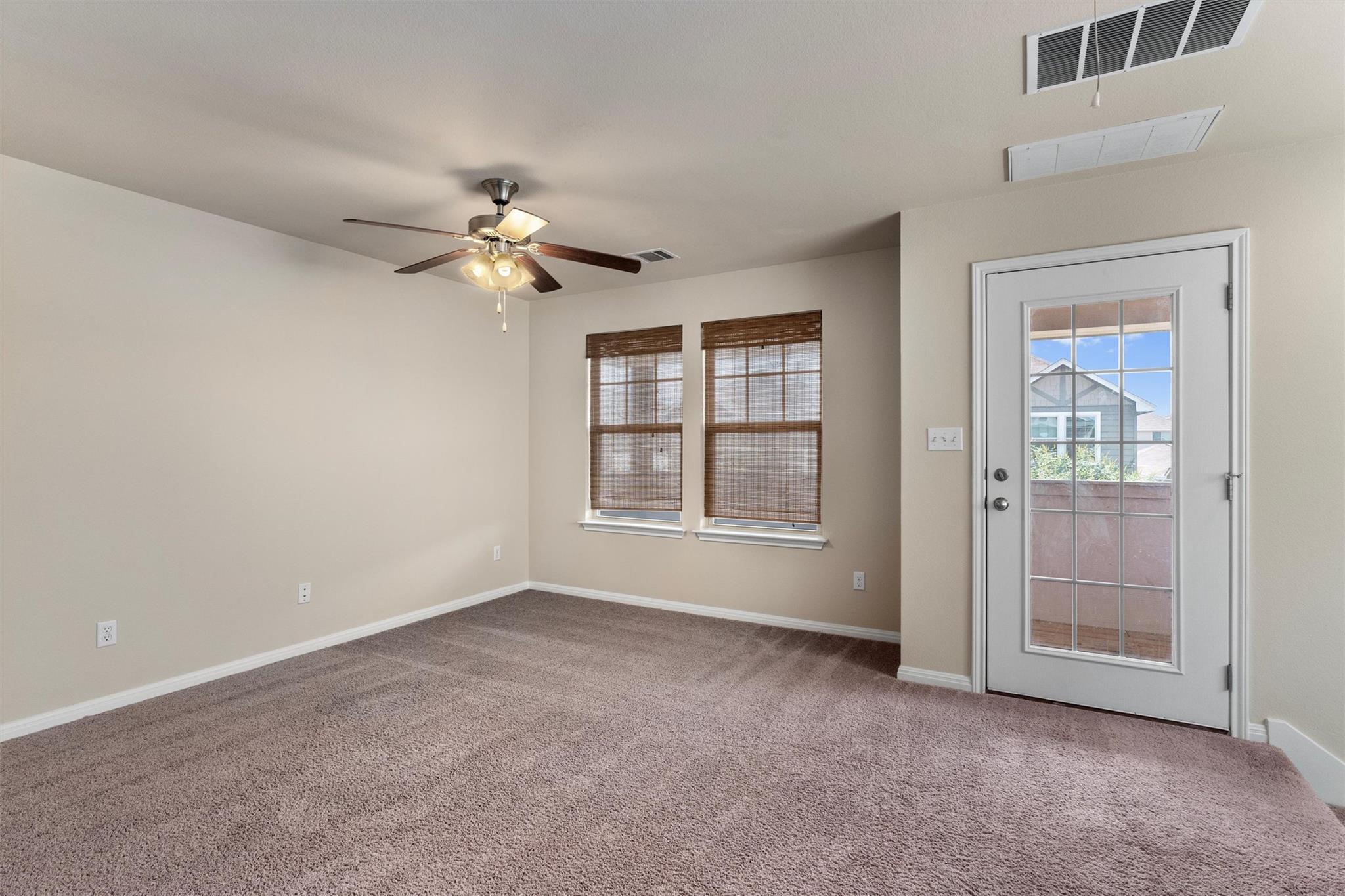 4606 Graceful Ln Property Photo 14