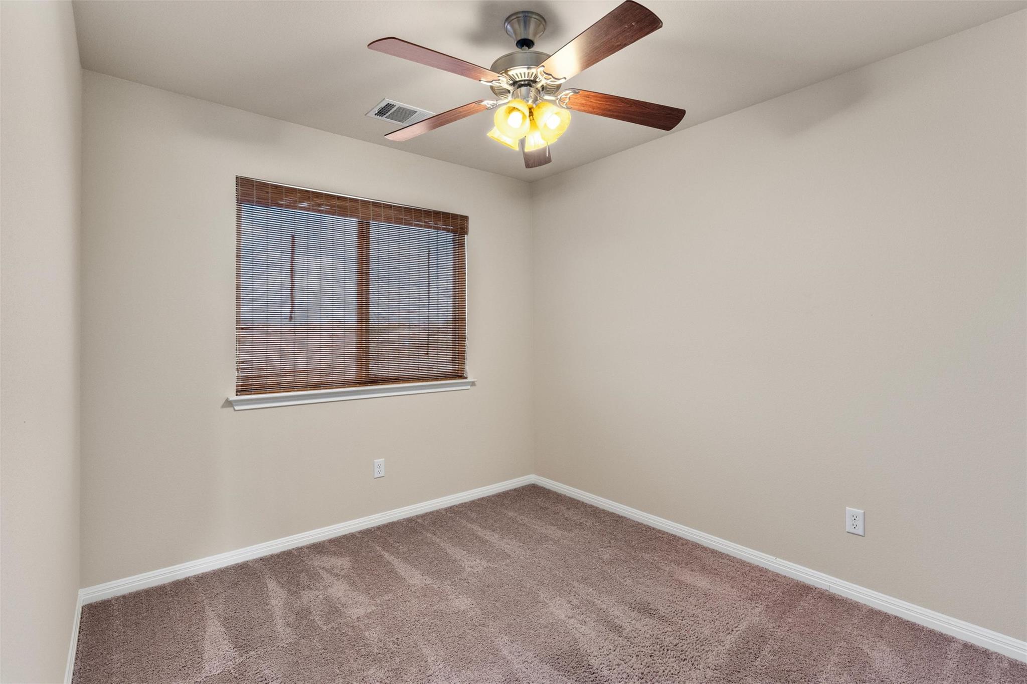 4606 Graceful Ln Property Photo 19