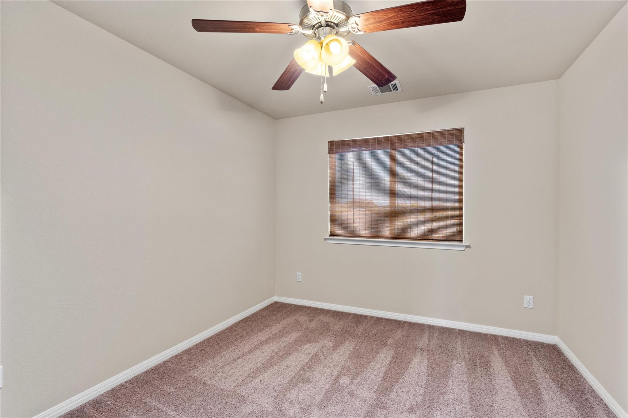 4606 Graceful Ln Property Photo 22