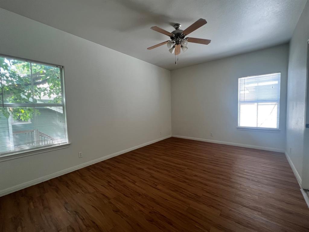 5402 Martin Ave #a Property Photo 6