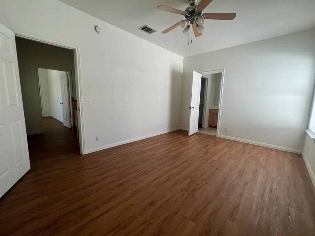 5402 Martin Ave #a Property Photo 8