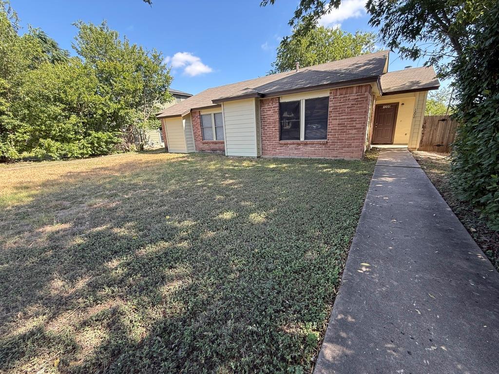 1200 Orchard Park Cir Property Photo 2
