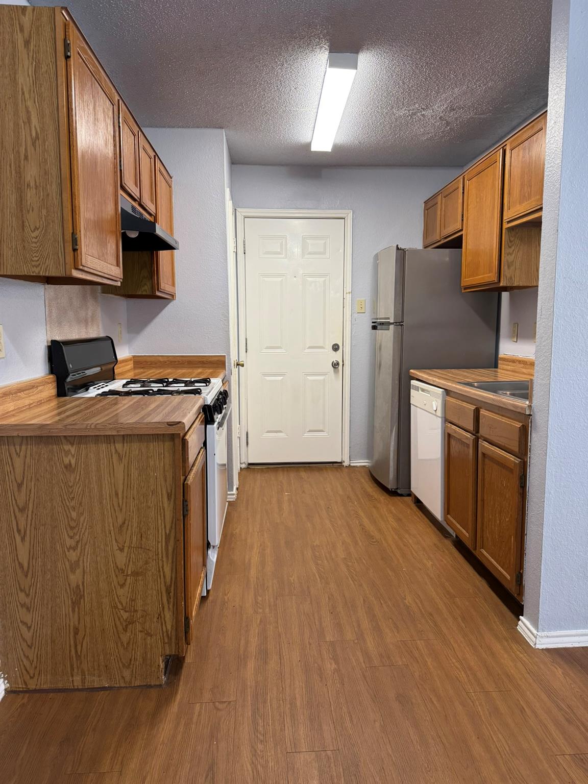 1200 Orchard Park Cir Property Photo 5