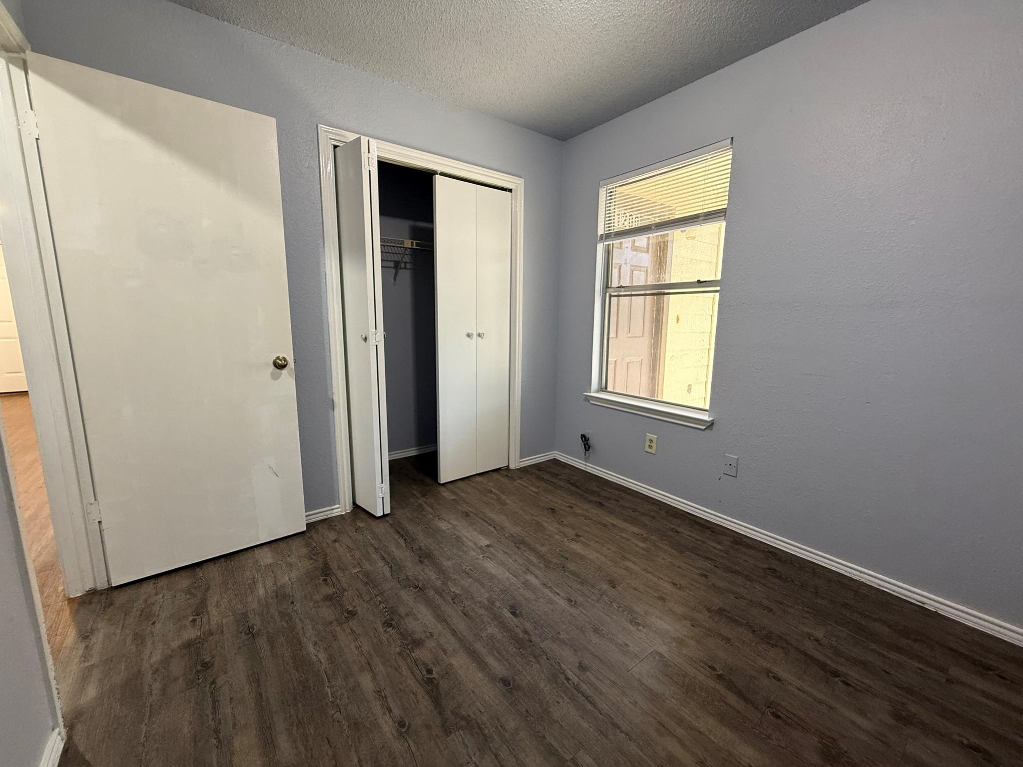 1200 Orchard Park Cir Property Photo 6