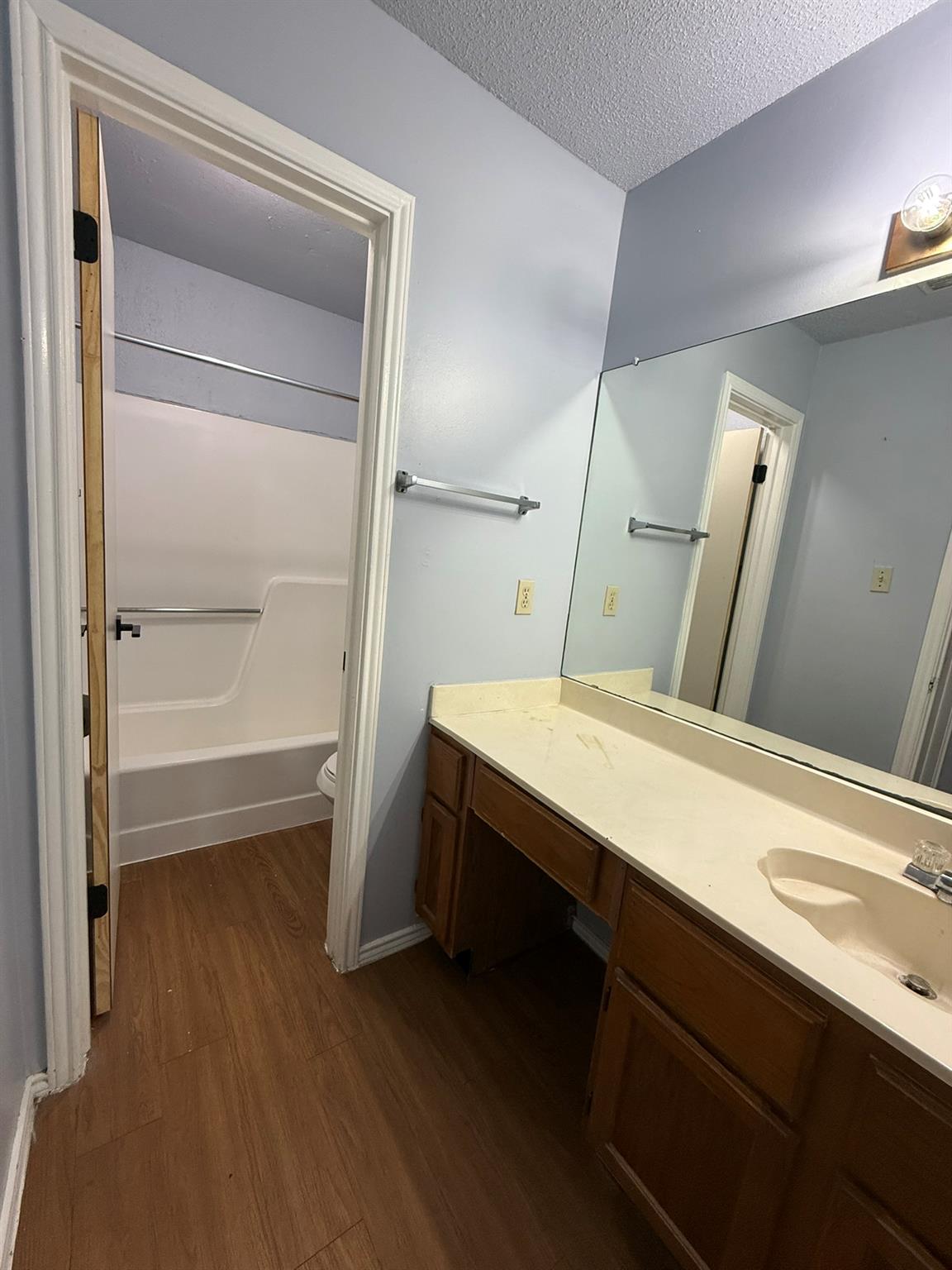 1200 Orchard Park Cir Property Photo 7