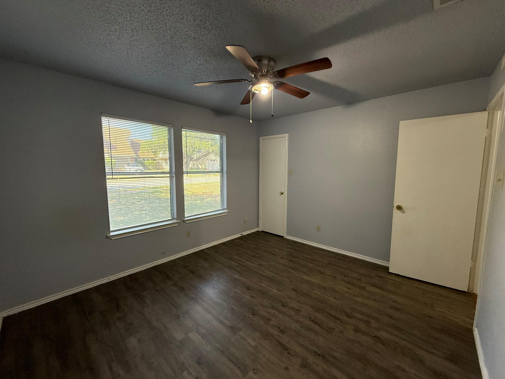 1200 Orchard Park Cir Property Photo 8