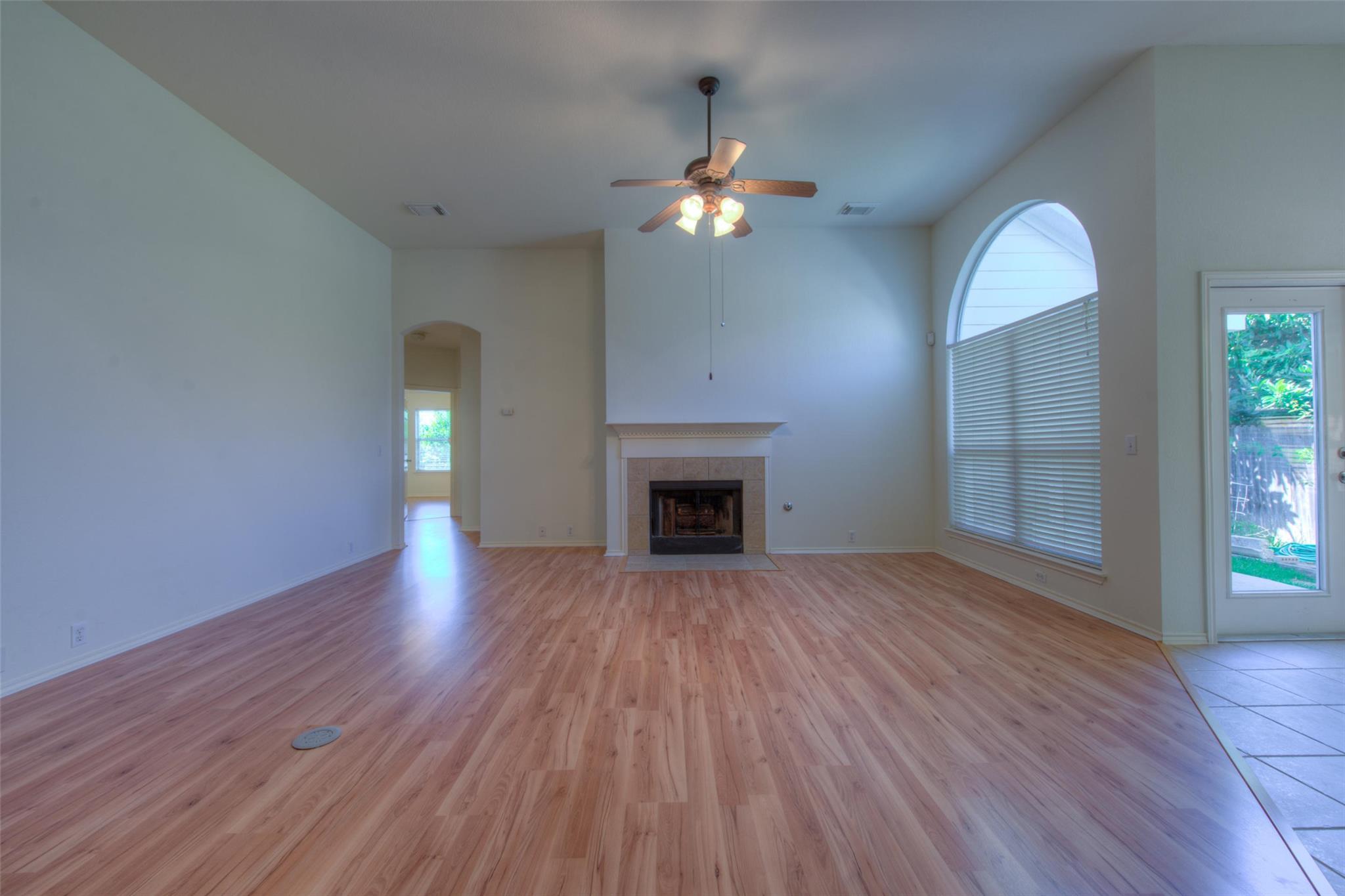 1632 Belvedere Pl Property Photo 12