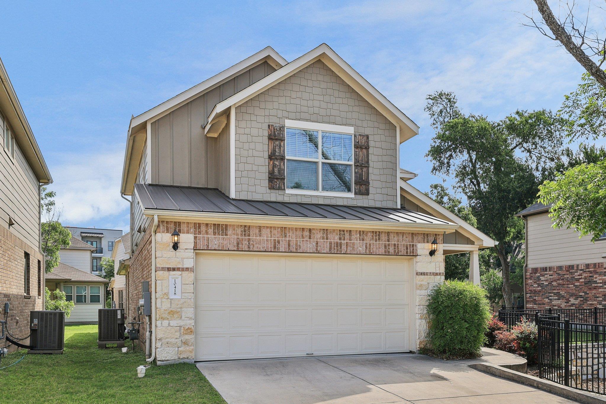 10418 Turnbull Loop Property Photo 3