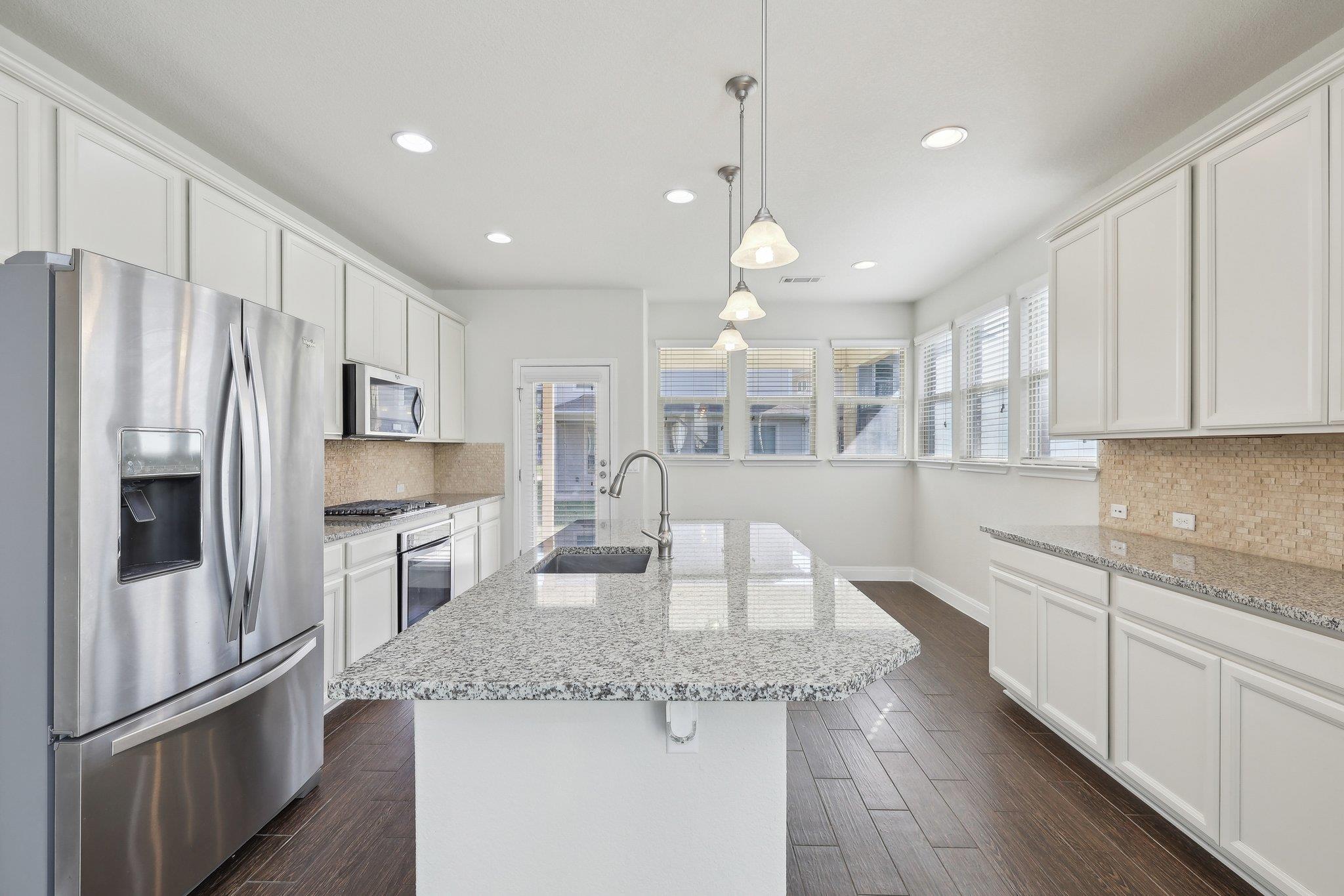 10418 Turnbull Loop Property Photo 9