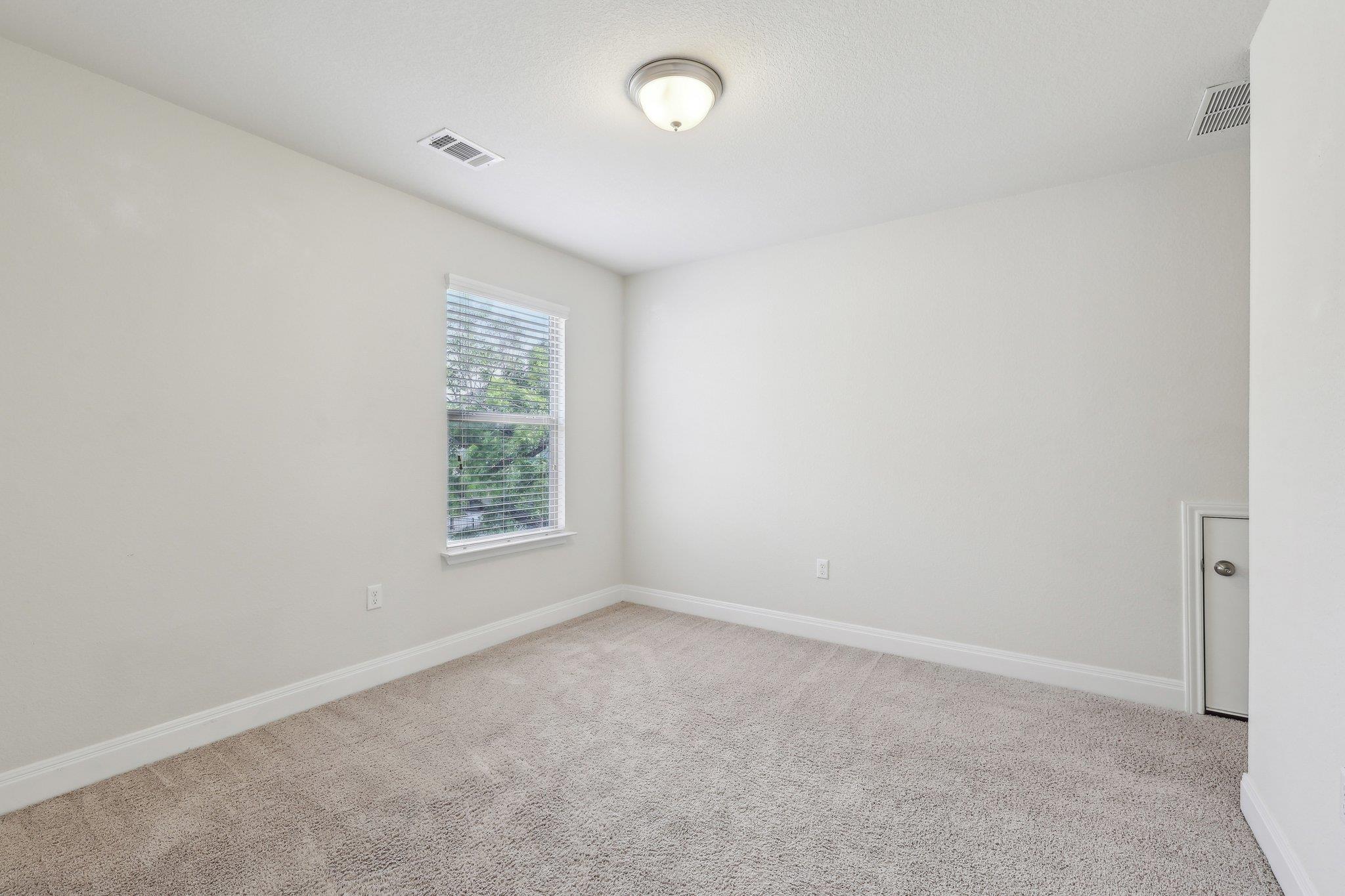 10418 Turnbull Loop Property Photo 23