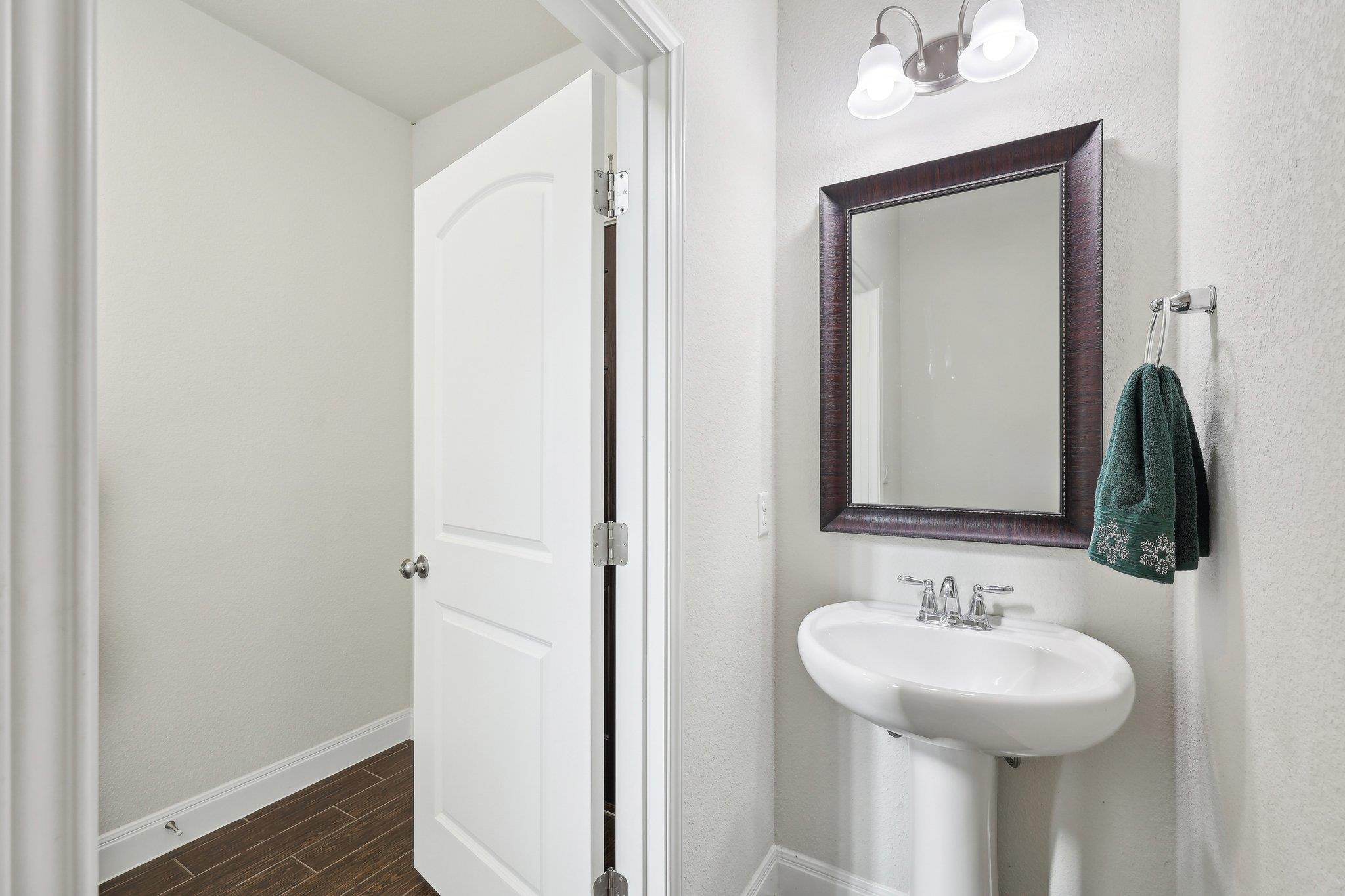 10418 Turnbull Loop Property Photo 28