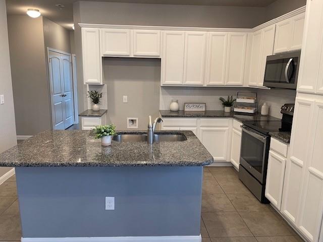 711 Rolling Oak Dr #117 Property Photo 8