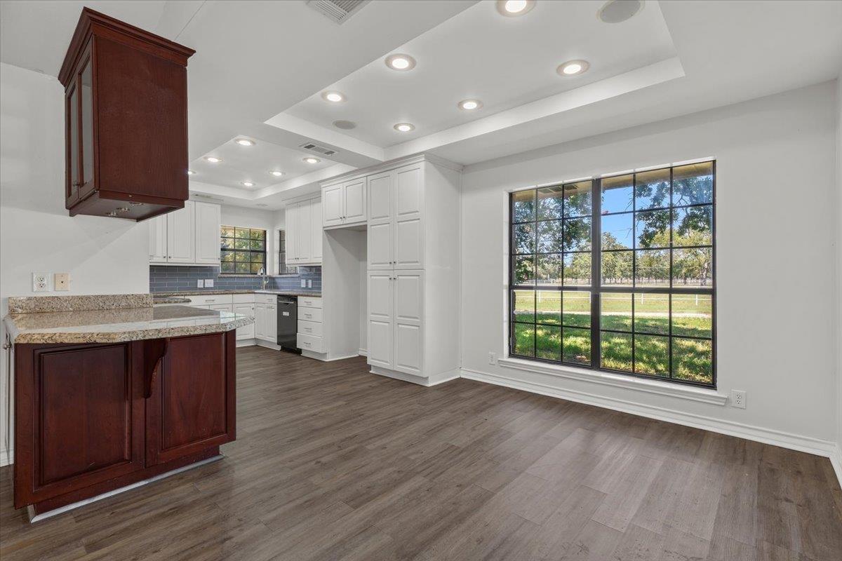 6725 The Outer Ave Property Photo 13