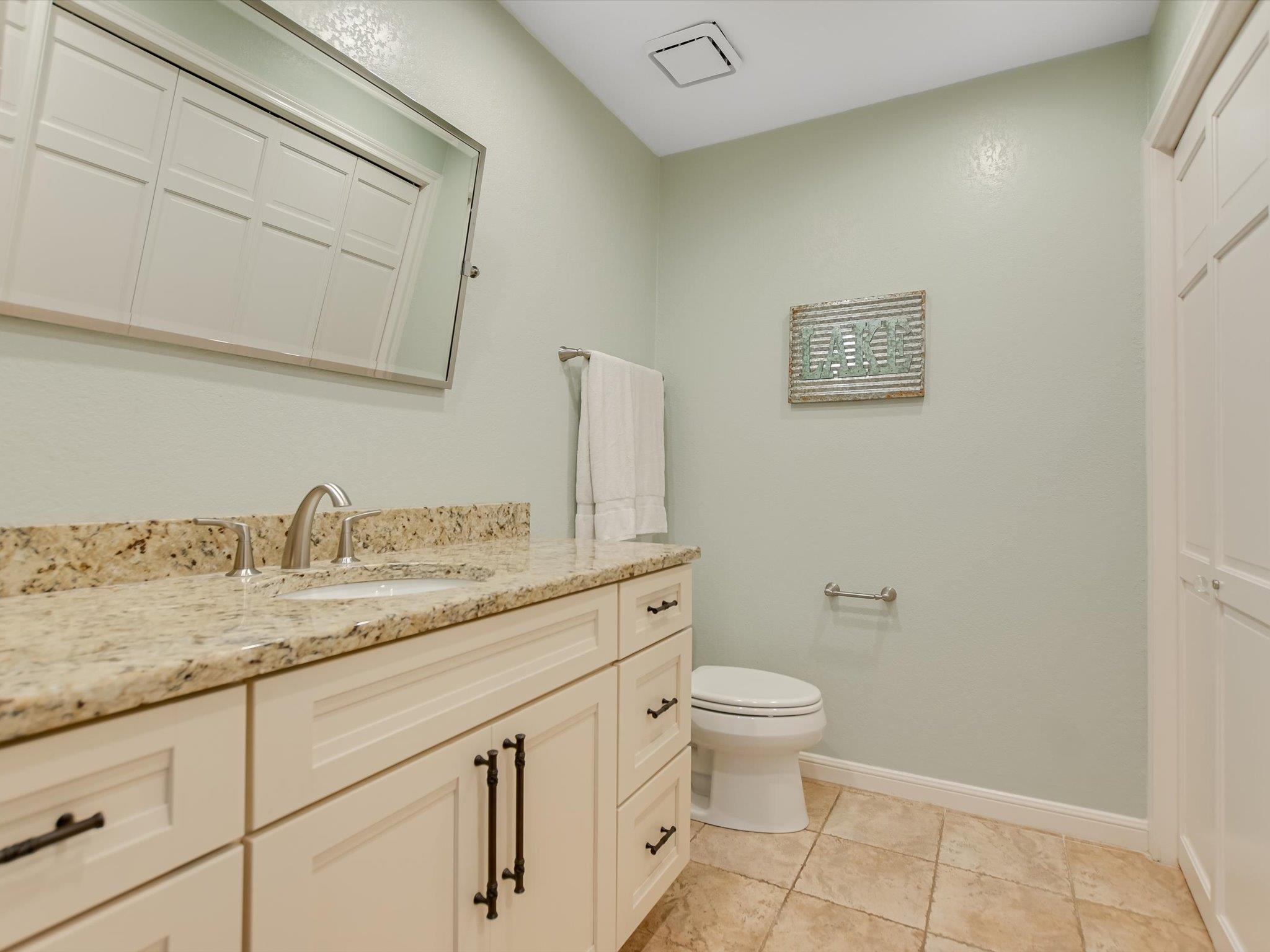 1100 The Cape None #602 Property Photo 14
