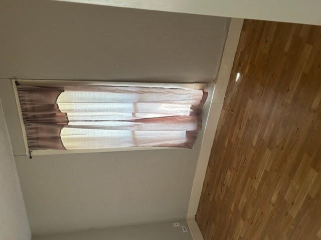 1008 Washburn St Property Photo 7