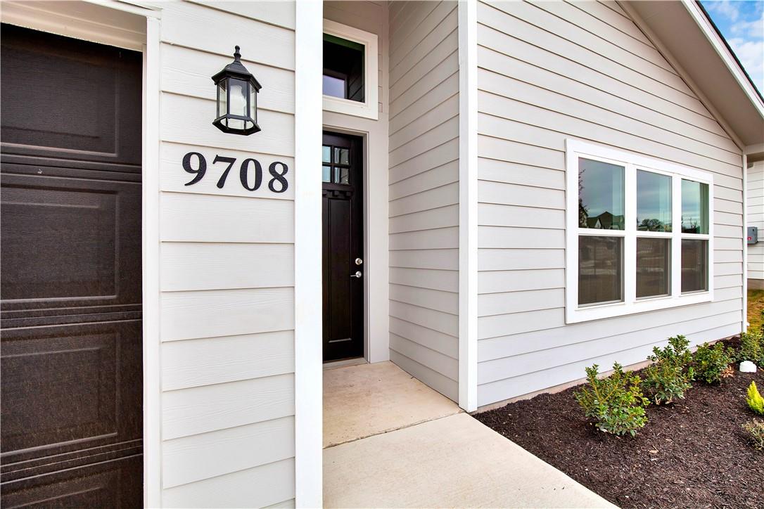 9708 Evening Canopy Dr Property Photo 27