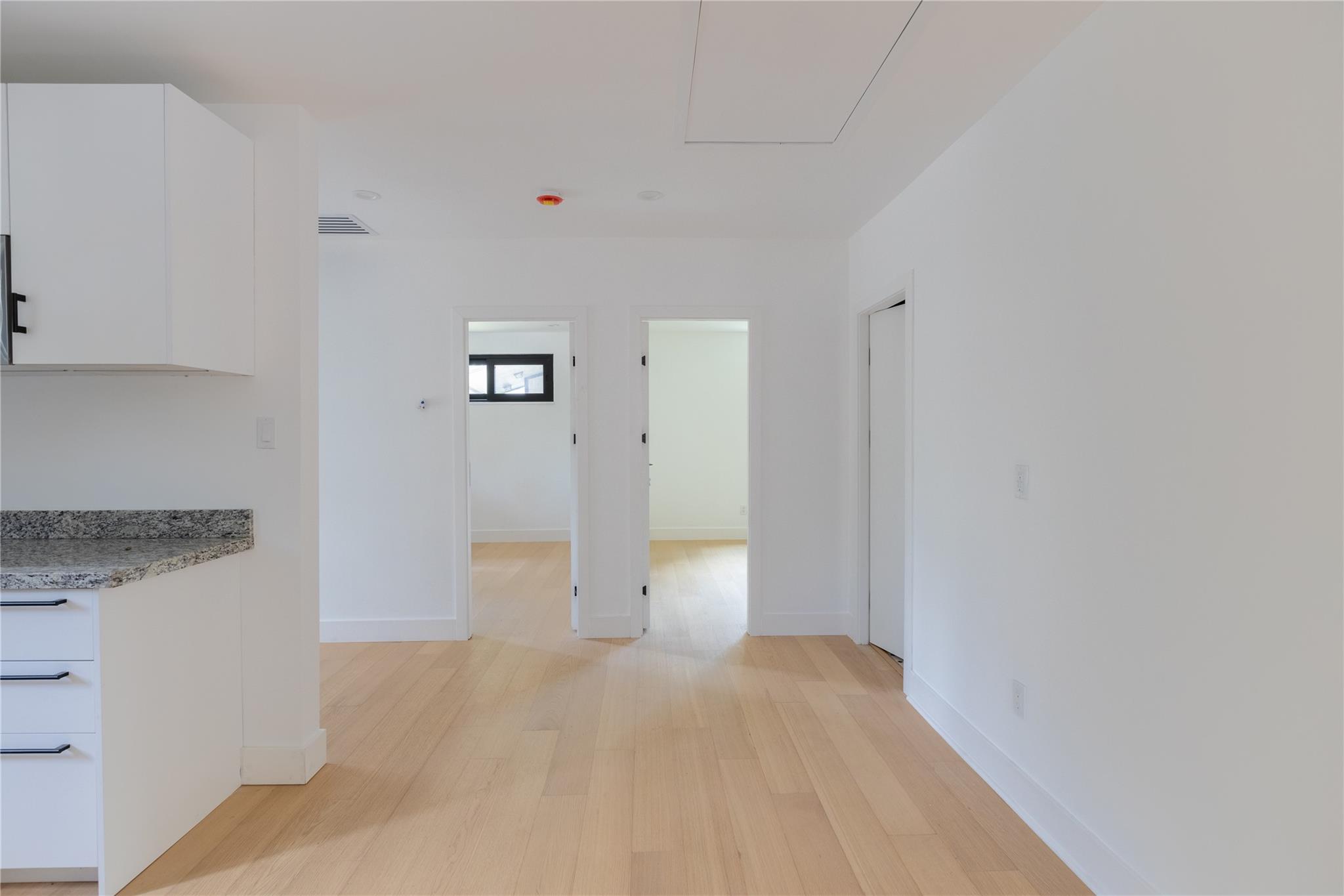 2945 Moss St Property Photo 37