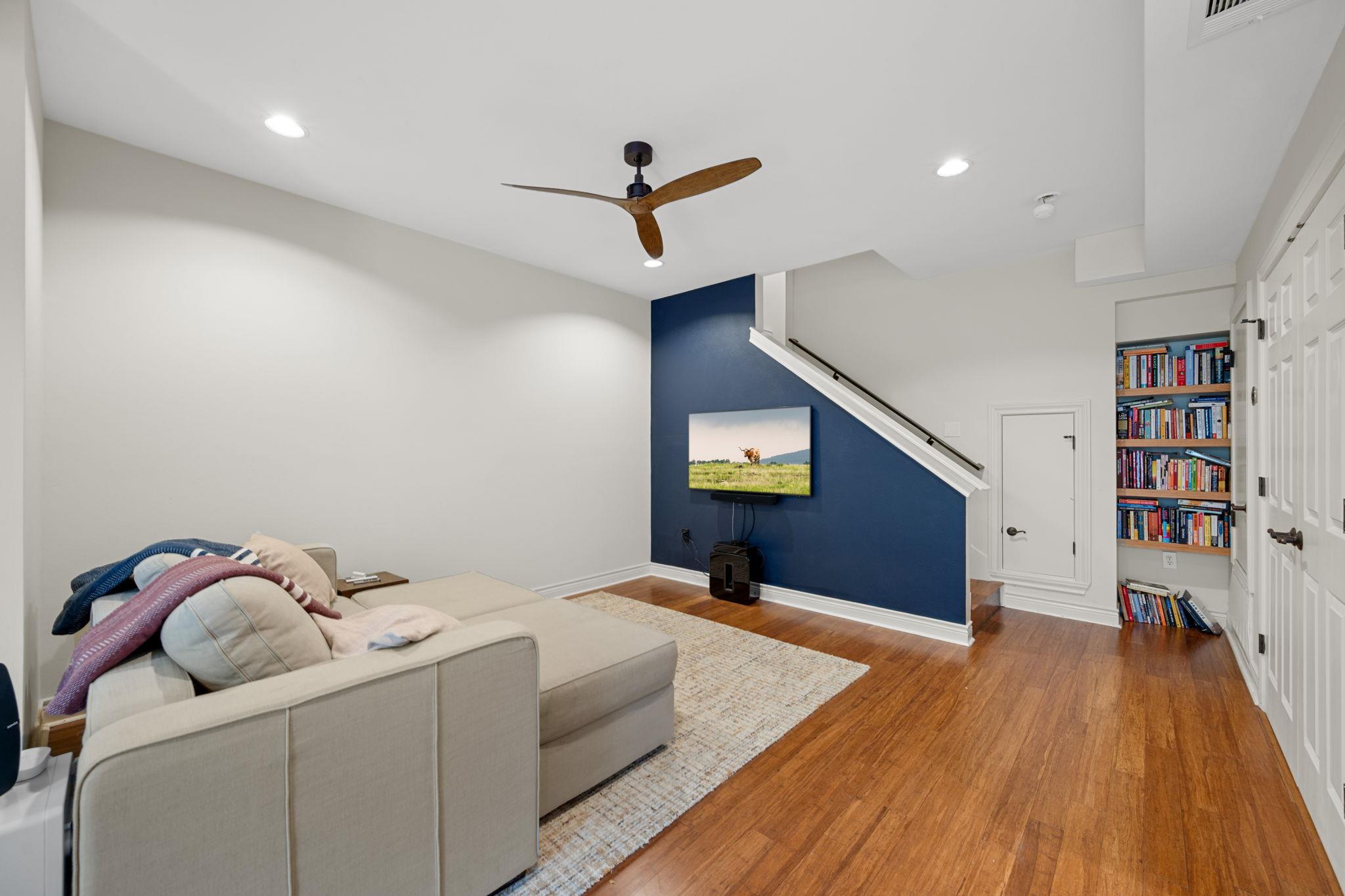 601 Upson St #d Property Photo 14
