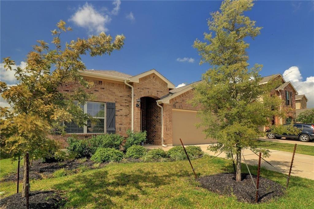 330 Briar Park Dr Property Photo 2