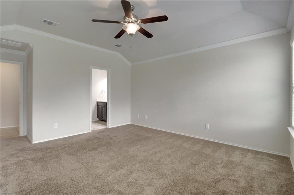 330 Briar Park Dr Property Photo 16