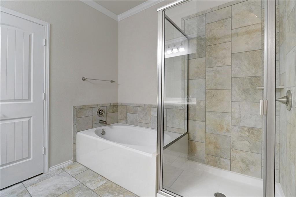 330 Briar Park Dr Property Photo 18