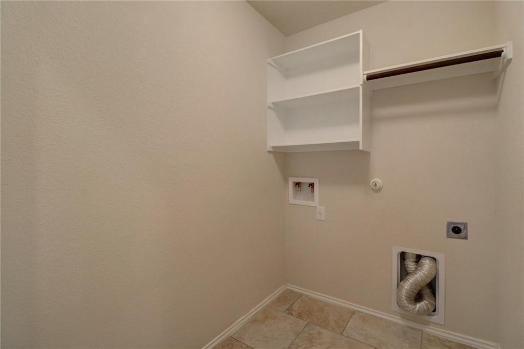 330 Briar Park Dr Property Photo 25