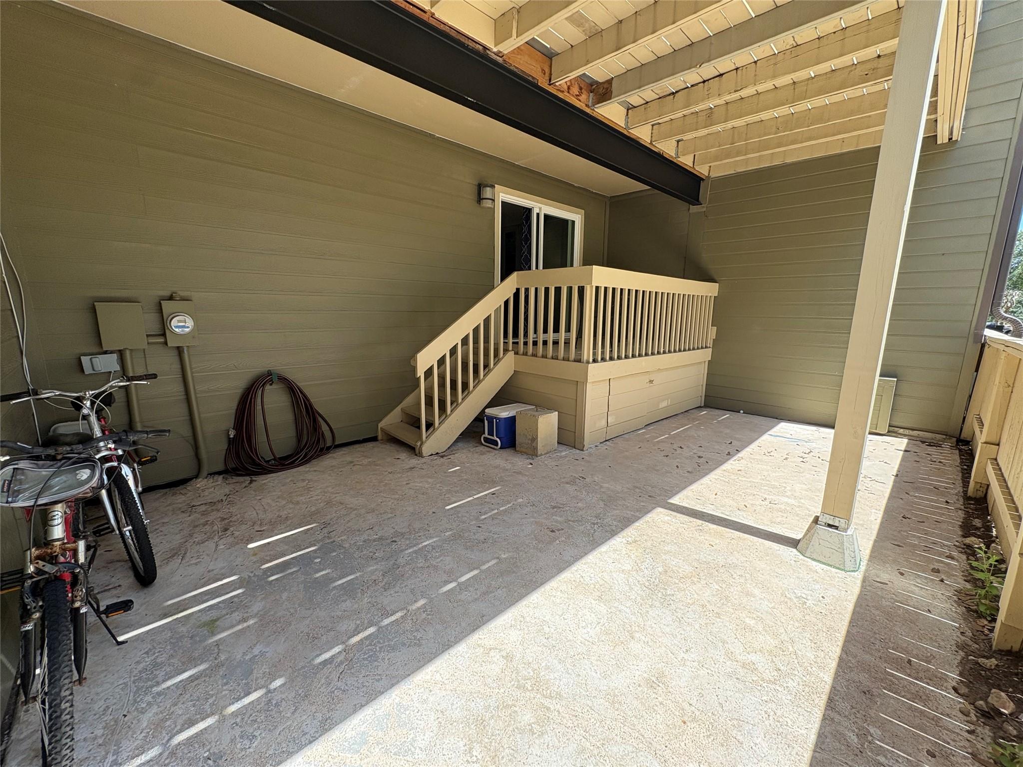 553 Demarett Dr Property Photo 18
