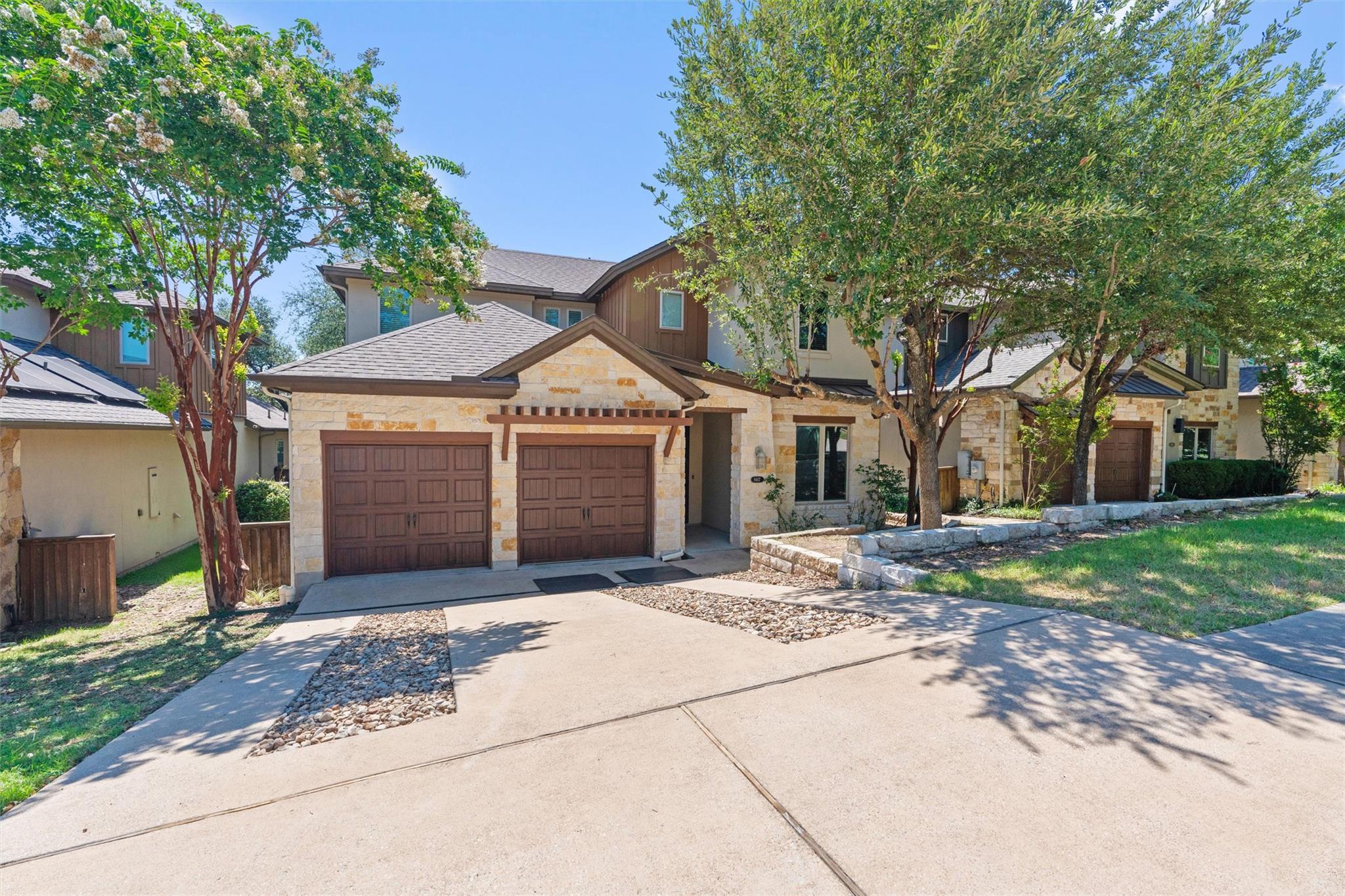 8417 Etienne Cv Property Photo 2