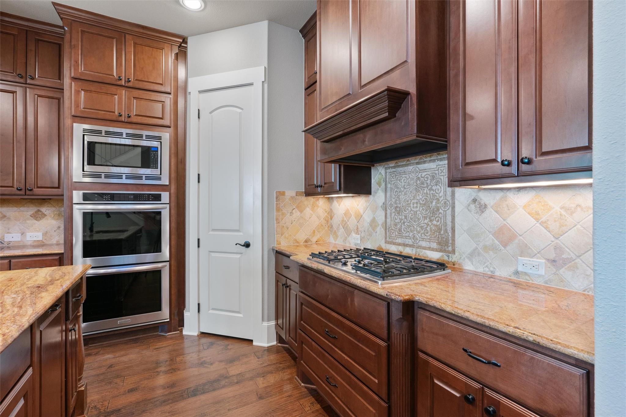 8417 Etienne Cv Property Photo 6