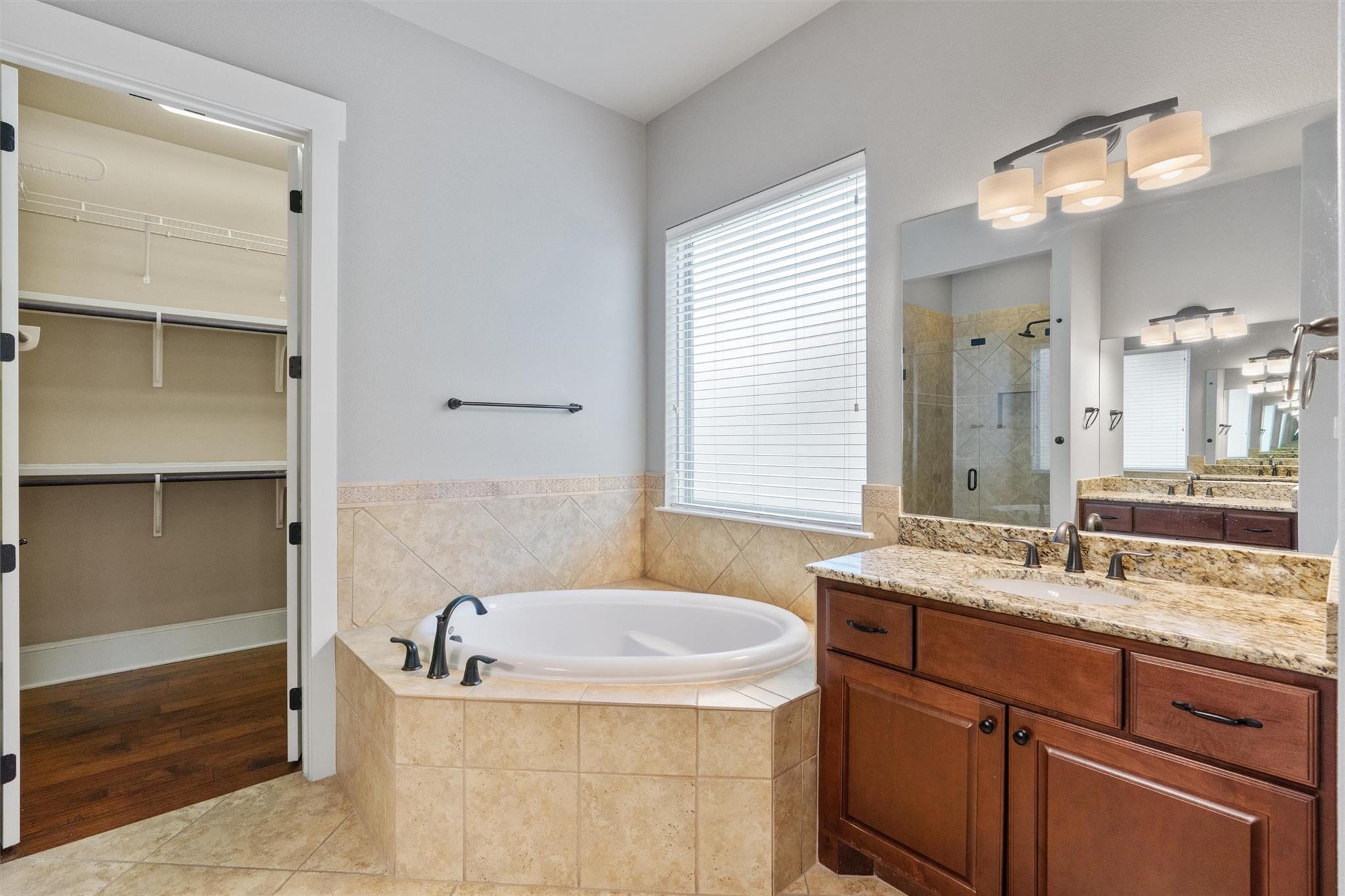 8417 Etienne Cv Property Photo 15