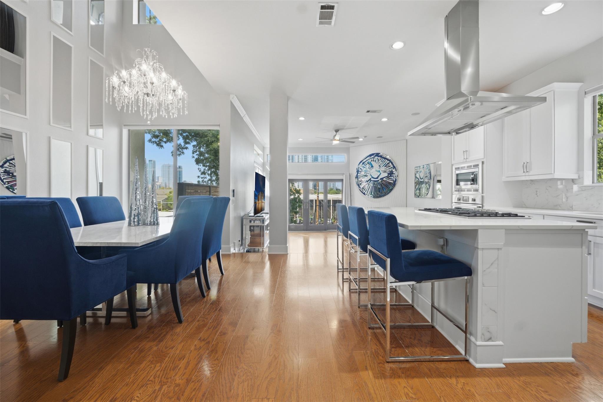 512 Sunny Ln #b Property Photo 6