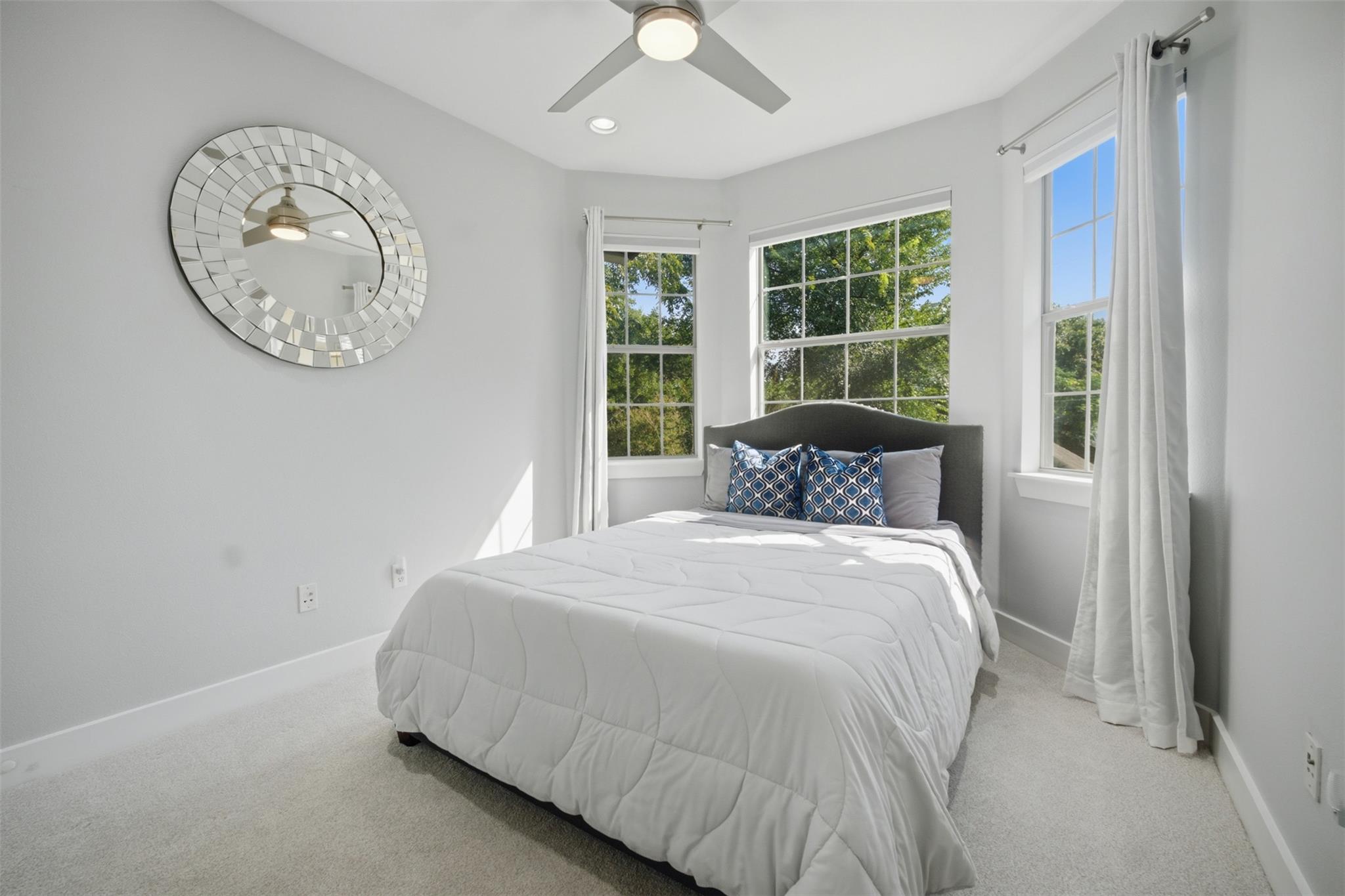 512 Sunny Ln #b Property Photo 18