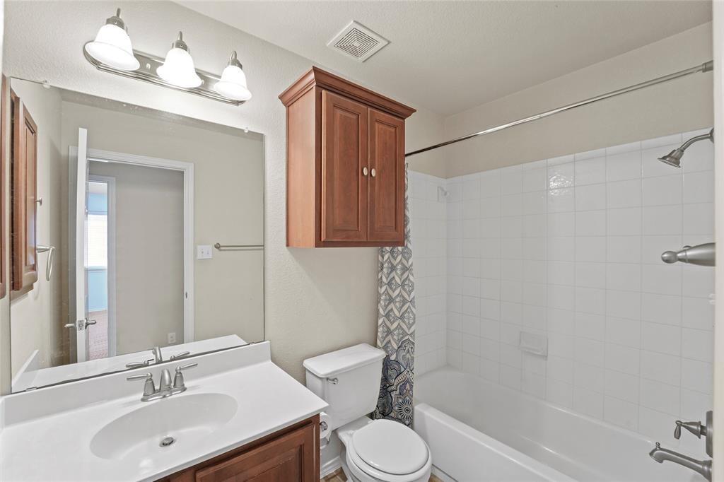 1903 Sand Creek Rd Property Photo 10